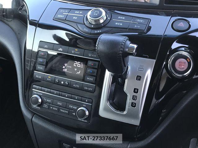 Nissan ELGRAND 2017-07 3714124-16