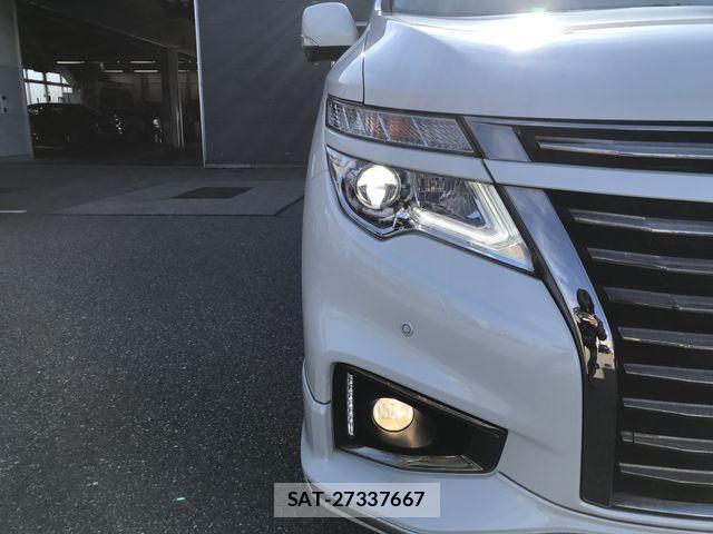 Nissan ELGRAND 2017-07 3714124-26