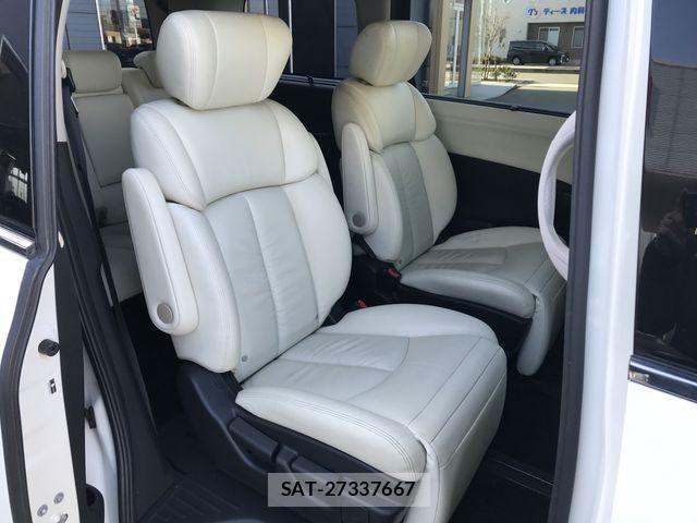Nissan ELGRAND 2017-07 3714124-8