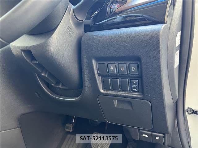 Nissan ELGRAND 2024-03 3768118-14