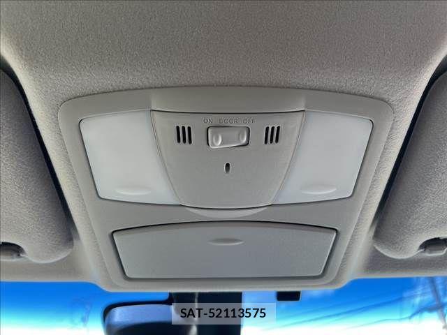 Nissan ELGRAND 2024-03 3768118-21