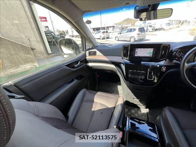 Nissan ELGRAND 2024-03 3768118-25