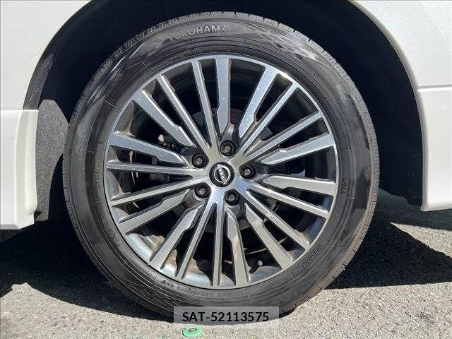 Nissan ELGRAND 2024-03 3768118-5