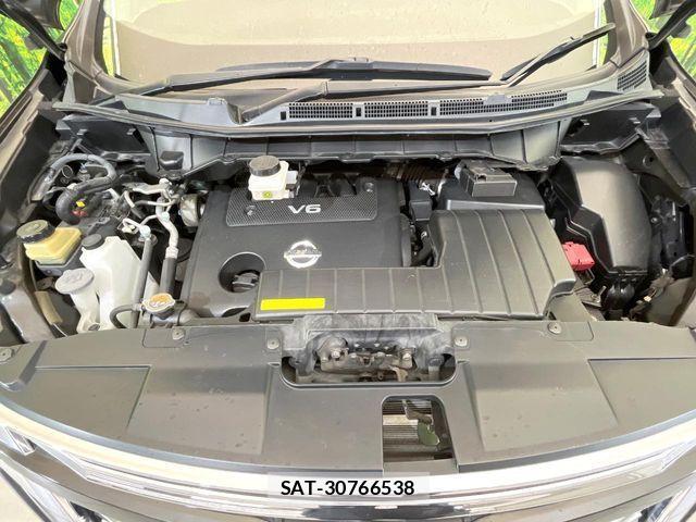 Nissan ELGRAND 2015-11 3832483-17