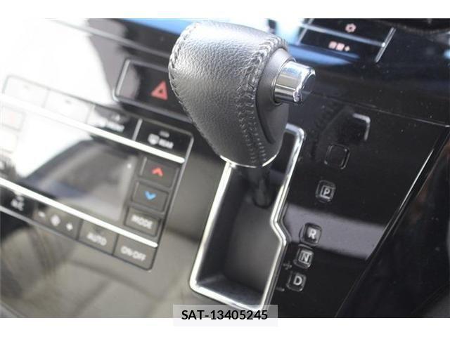 Nissan ELGRAND 2023-08 3905257-23