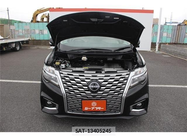 Nissan ELGRAND 2023-08 3905257-29