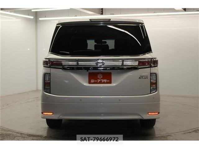 Nissan ELGRAND 2024-03 3905278-9