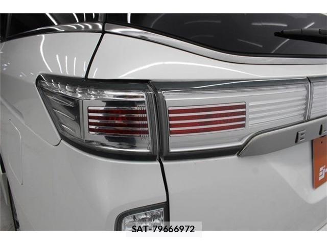Nissan ELGRAND 2024-03 3905278-21