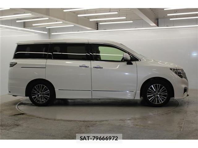 Nissan ELGRAND 2024-03 3905278-7