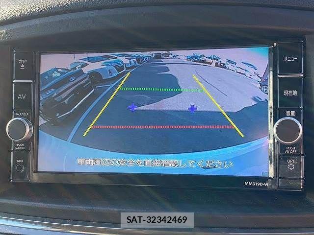 Nissan ELGRAND 2019-03 3905280-3