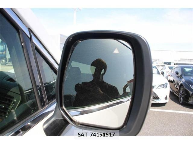 Nissan ELGRAND 2024-03 4041608-12