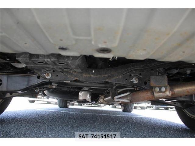 Nissan ELGRAND 2024-03 4041608-14