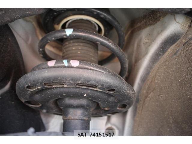 Nissan ELGRAND 2024-03 4041608-15