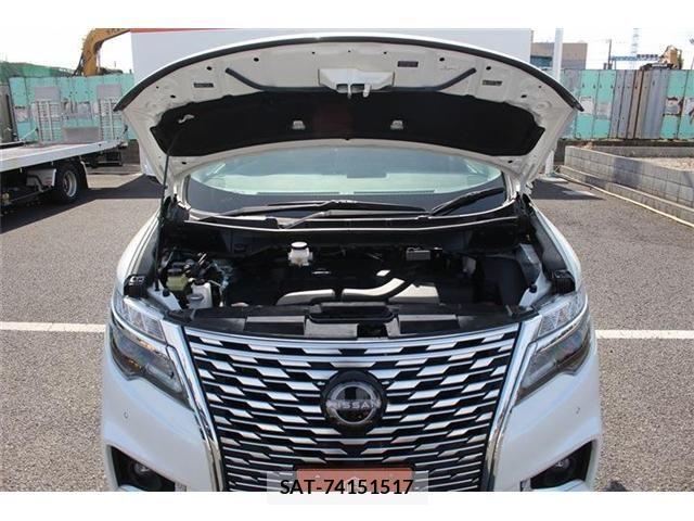 Nissan ELGRAND 2024-03 4041608-28