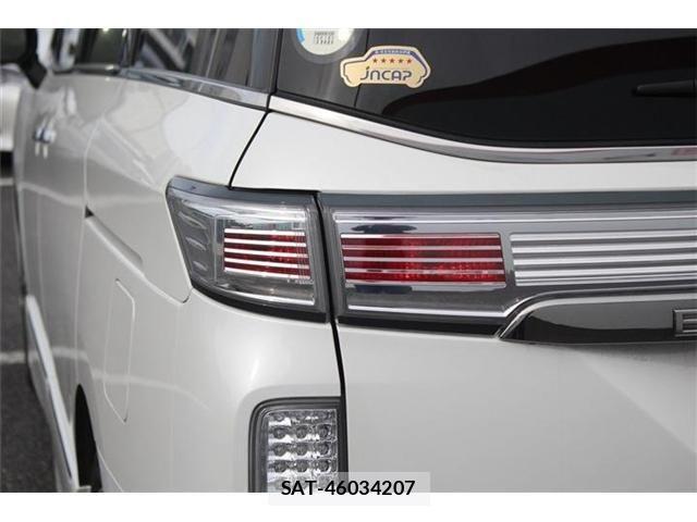 Nissan ELGRAND 2024-03 4041592-9