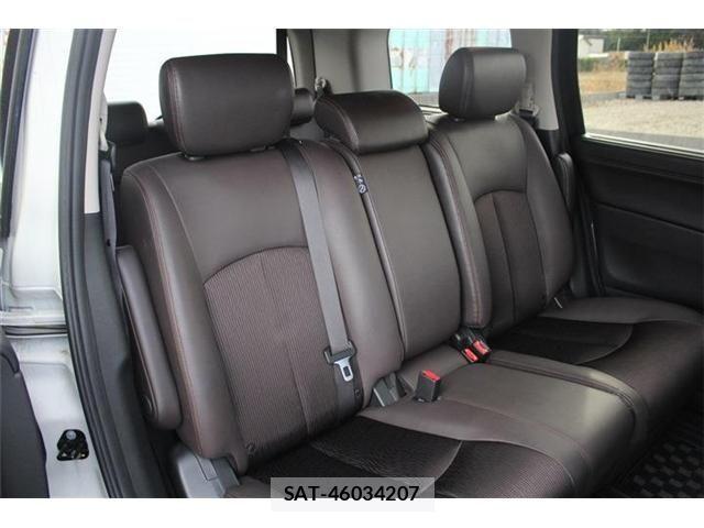 Nissan ELGRAND 2024-03 4041592-14