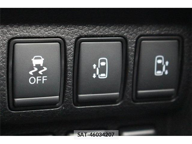 Nissan ELGRAND 2024-03 4041592-21