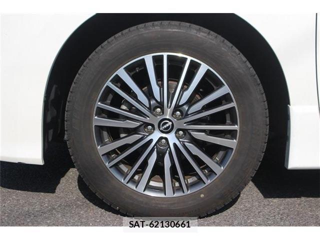 Nissan ELGRAND 2024-03 4041595-11