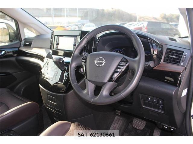 Nissan ELGRAND 2024-03 4041595-12