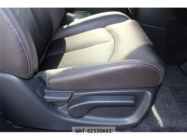Nissan ELGRAND 2024-03 4041595-13
