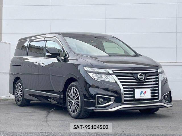 Nissan ELGRAND 2017-06 4109376-16