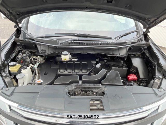 Nissan ELGRAND 2017-06 4109376-18
