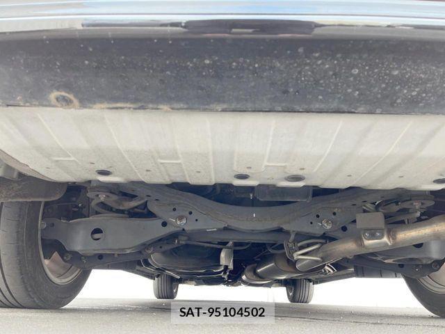 Nissan ELGRAND 2017-06 4109376-19