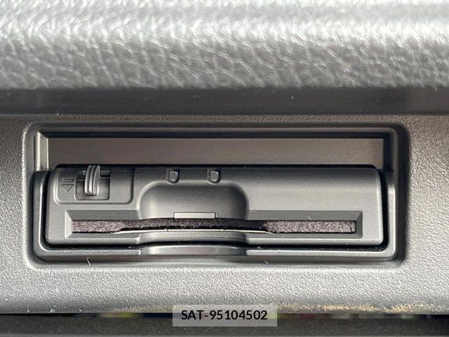 Nissan ELGRAND 2017-06 4109376-6