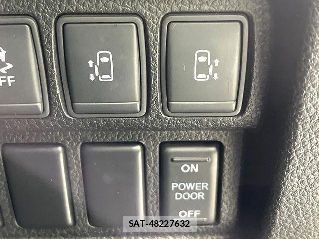 Nissan ELGRAND 2016-06 4139160-4