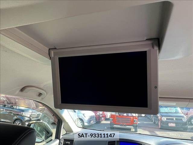 Nissan ELGRAND 2012-03 4240701-12