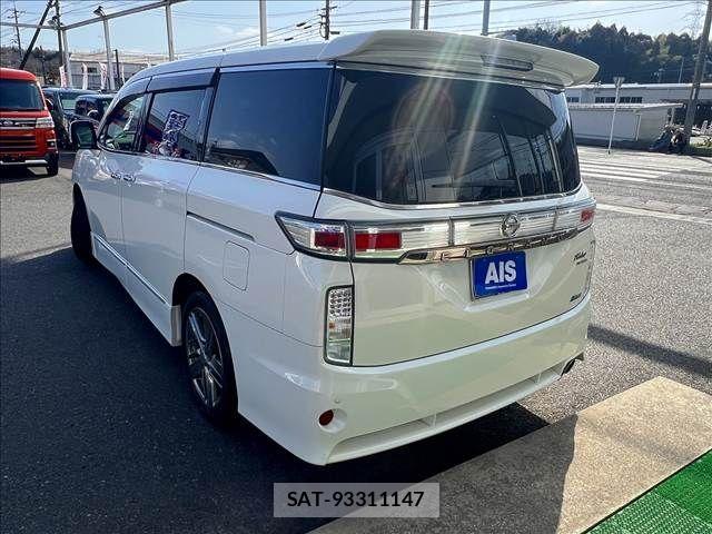 Nissan ELGRAND 2012-03 4240701-2