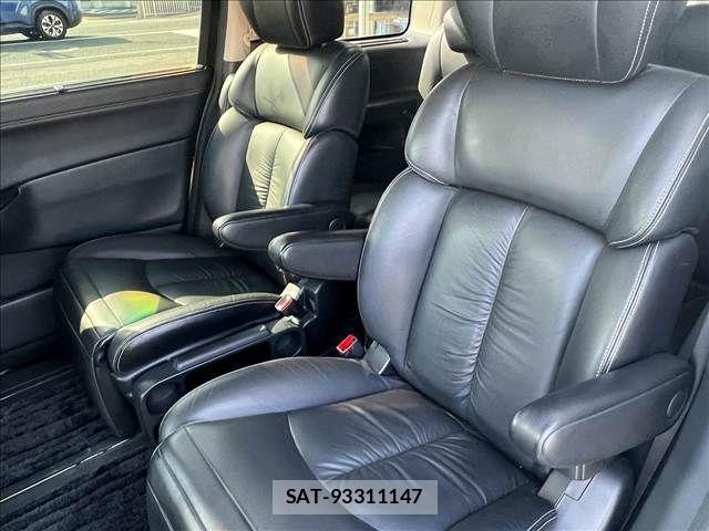 Nissan ELGRAND 2012-03 4240701-5