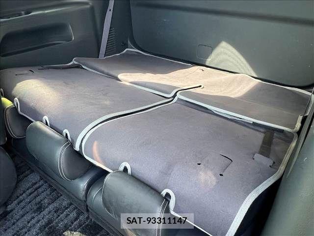 Nissan ELGRAND 2012-03 4240701-7