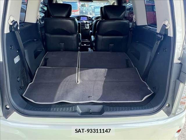 Nissan ELGRAND 2012-03 4240701-8