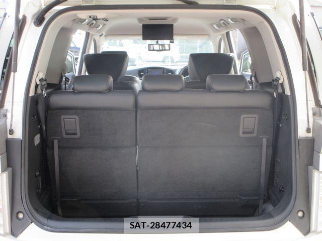 Nissan ELGRAND 2016-03 4323446-10
