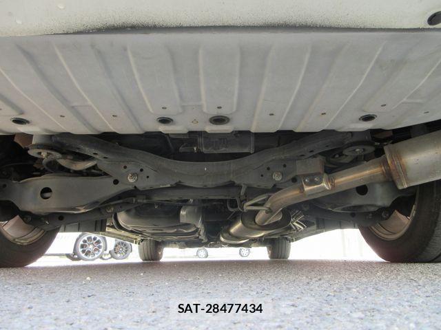 Nissan ELGRAND 2016-03 4323446-28