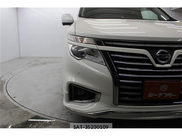 Nissan ELGRAND 2016-01 4323444-10