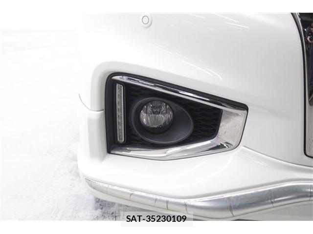Nissan ELGRAND 2016-01 4323444-12