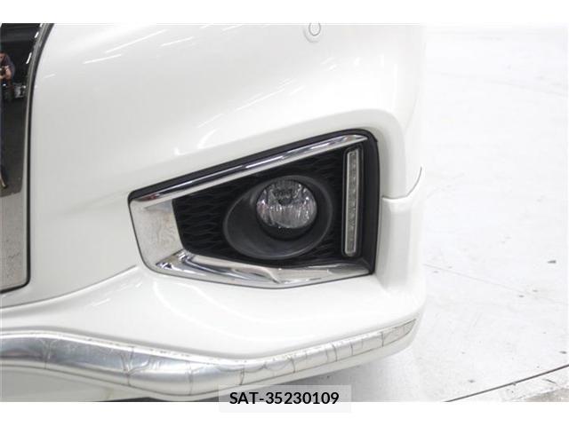 Nissan ELGRAND 2016-01 4323444-15