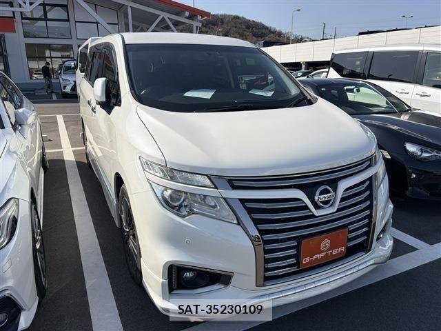 Nissan ELGRAND 2016-01 4323444-19