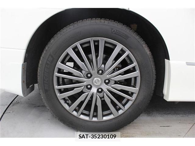 Nissan ELGRAND 2016-01 4323444-25