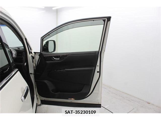 Nissan ELGRAND 2016-01 4323444-29