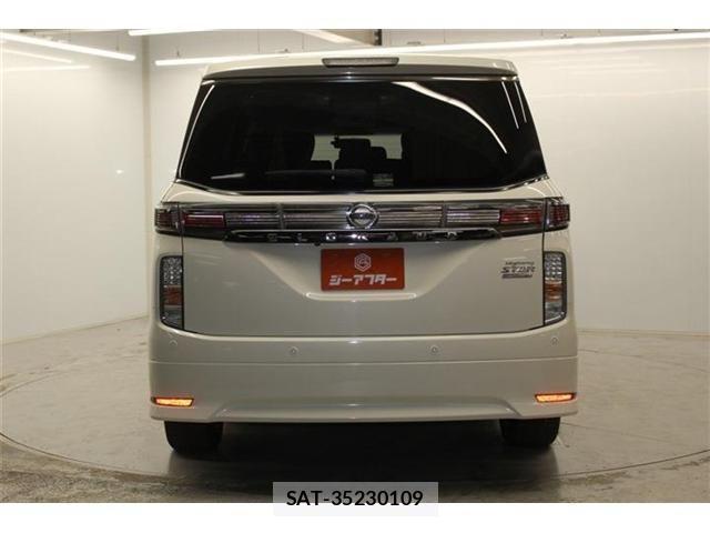 Nissan ELGRAND 2016-01 4323444-5