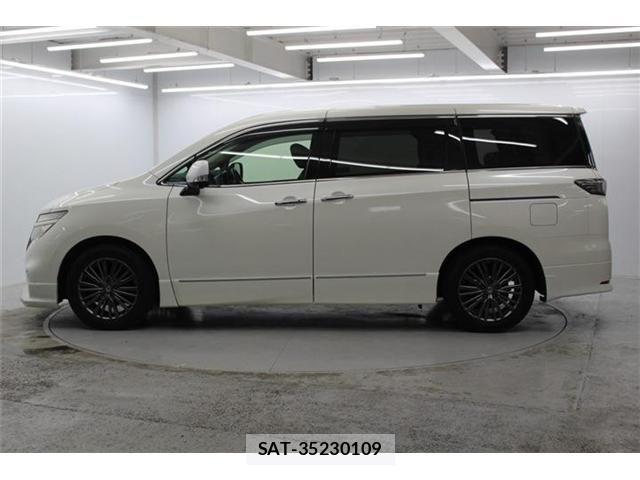Nissan ELGRAND 2016-01 4323444-7