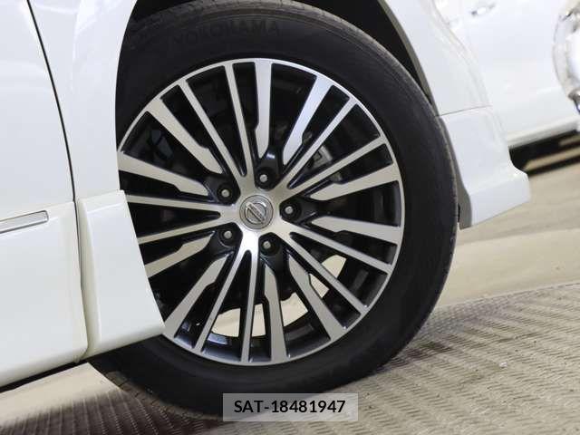 Nissan ELGRAND 2016-11 4370629-18