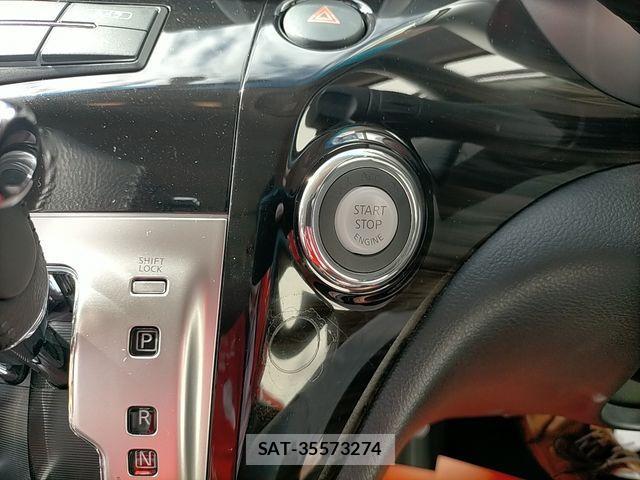 Nissan ELGRAND 2014-09 4420521-19