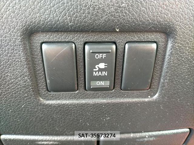 Nissan ELGRAND 2014-09 4420521-23