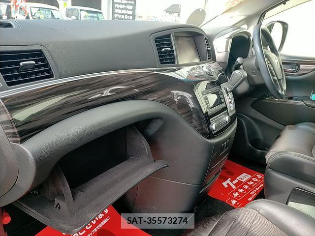 Nissan ELGRAND 2014-09 4420521-29