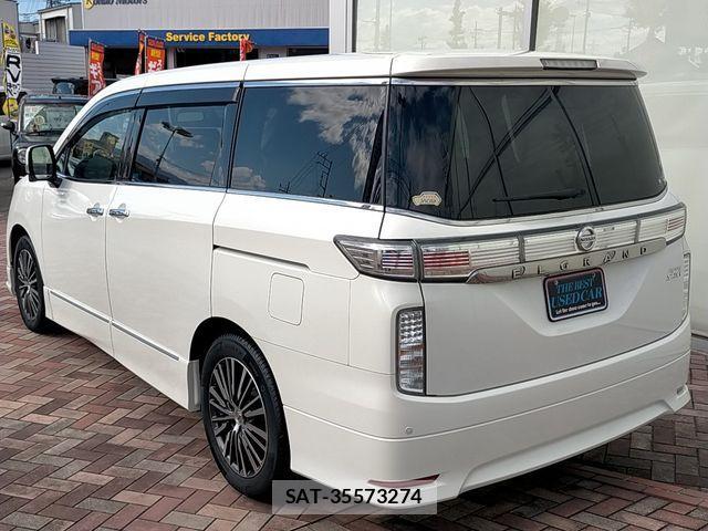 Nissan ELGRAND 2014-09 4420521-4