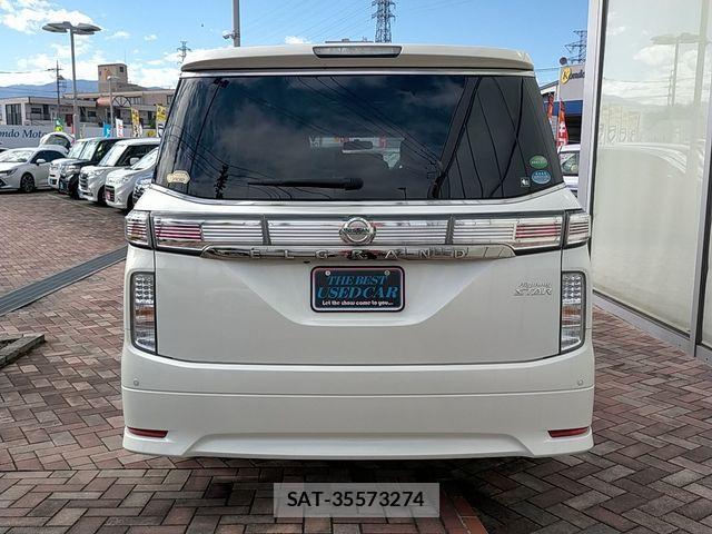 Nissan ELGRAND 2014-09 4420521-5